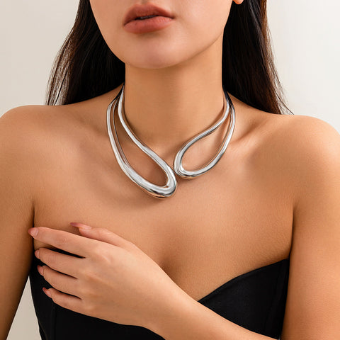 Exaggerated smooth ring metal wind choker necklace retro hollow irregular spring collar female m3331194